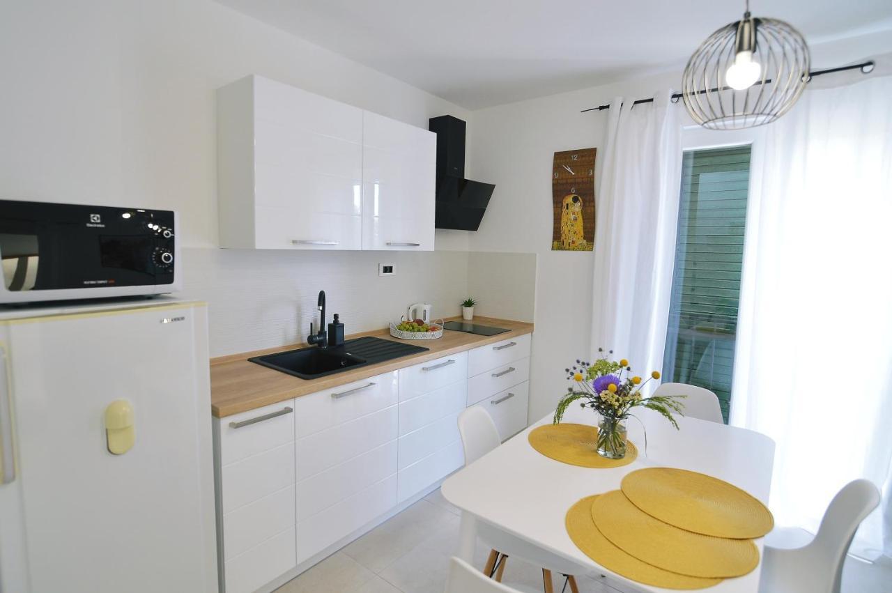 Opatija Sunshine Apartman Kültér fotó