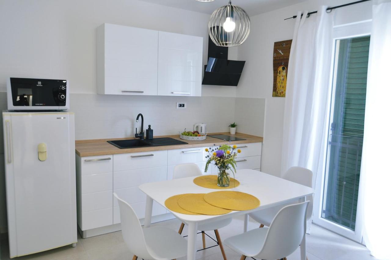 Opatija Sunshine Apartman Kültér fotó
